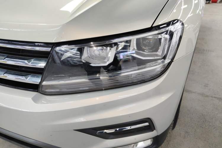 Used Volkswagen Tiguan L 2021 330TSI Automatic Two-Wheel Drive Smart Edition