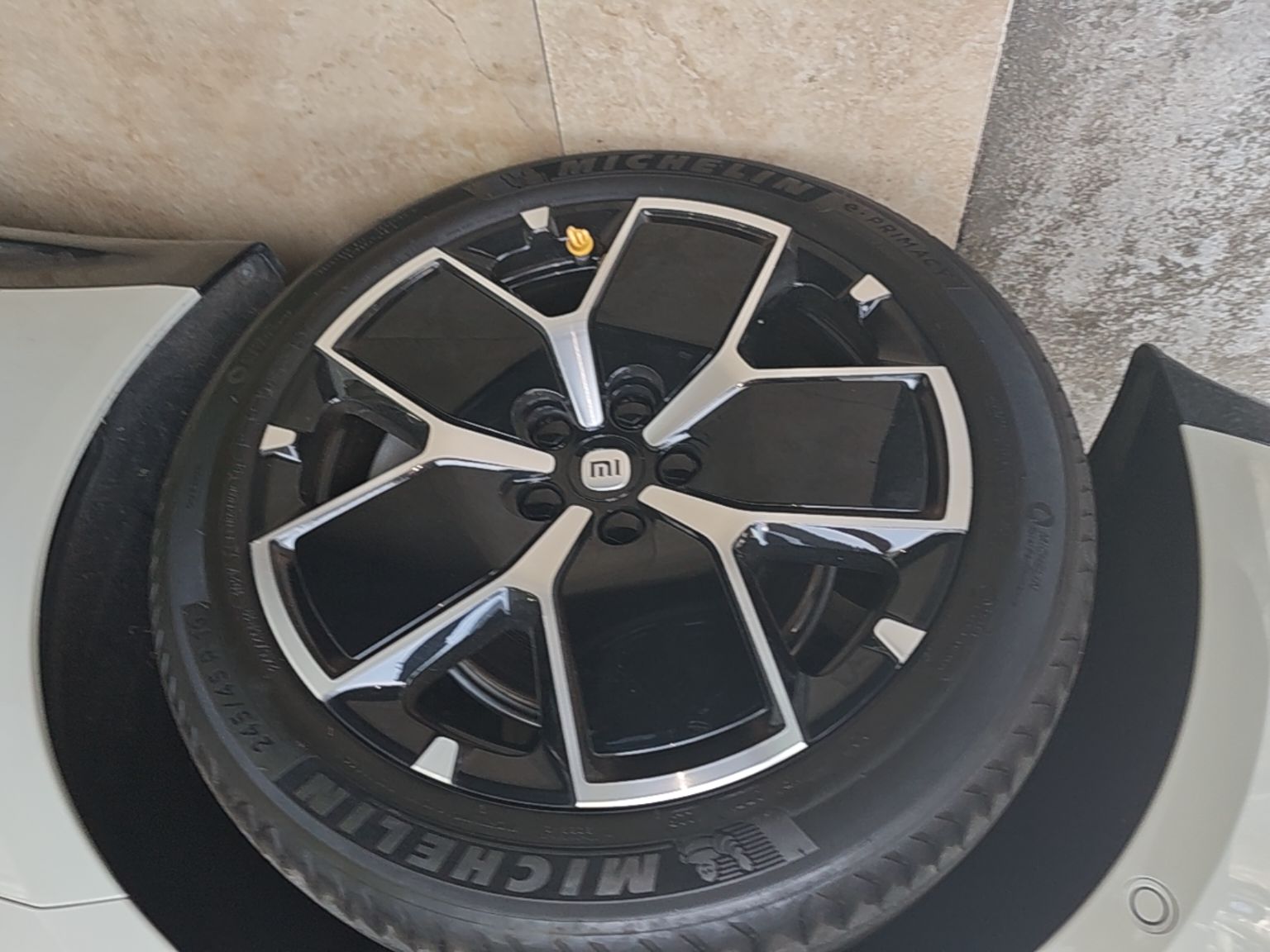 Xiaomi Auto SU7 2024 Rear-Drive Long-Range Intelligent Driving Version — снимка 10