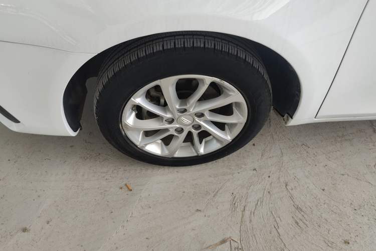 Used Geely Auto Emgrand 2021 UP 1.5L CVT Comfort Model Left Front Wheel Hub