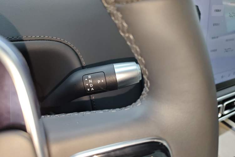 Used Li Auto L7 2025 Ultra Smart Refreshed Edition Gear Lever