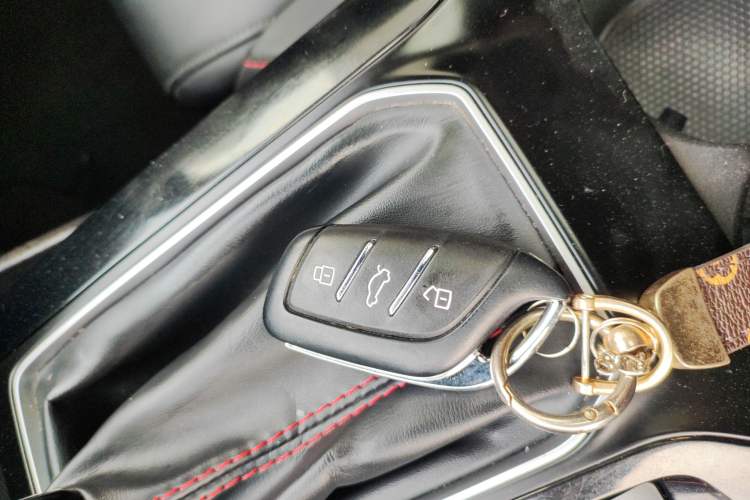 Used MG 5 2021 180 DVVT CVT Youth Luxury Edition
