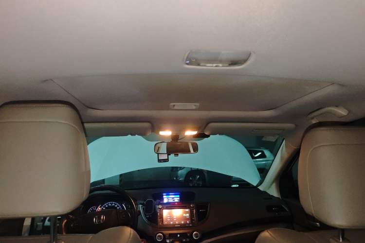 Used Honda CR-V 2013 2.4L four-wheel drive luxury version
