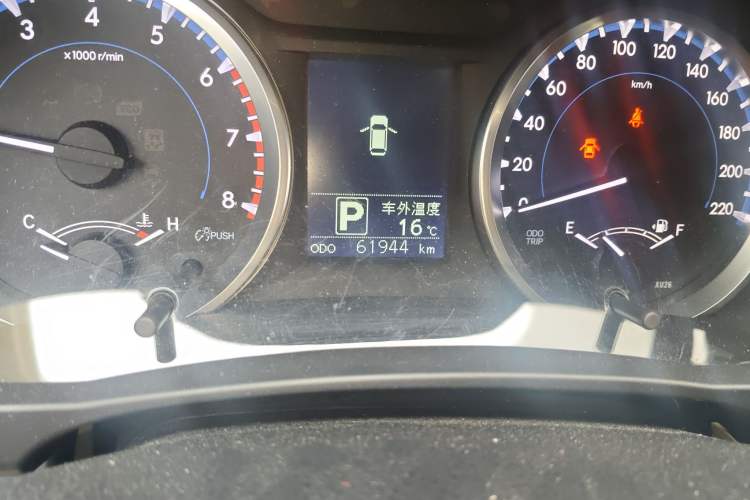 Used Toyota Highlander 2018 2.0T Two-Wheel Drive Elite Edition 7 Seats China VI Standard