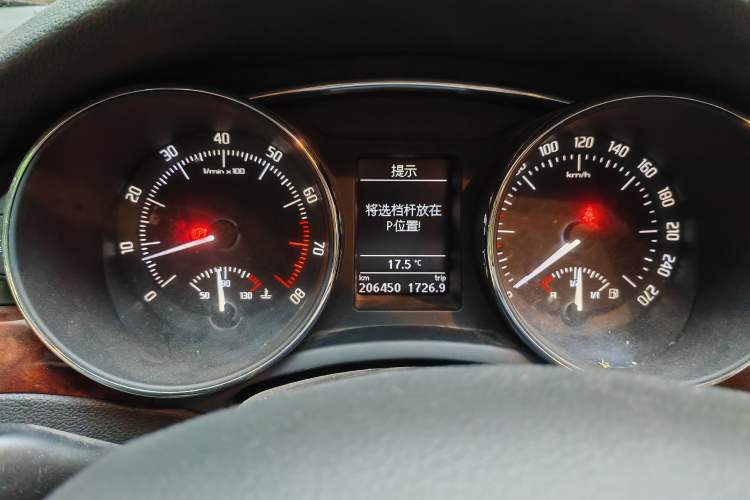 Used Skoda Superb 2013 1.8TSI Automatic MingShi Edition Instrument Cluster