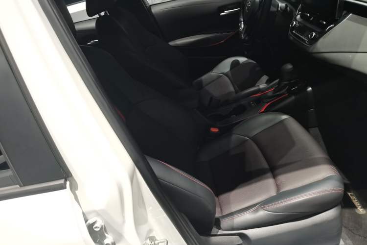 Used Toyota Levin 2021 185T CVT Sport Edition Right Front Seat