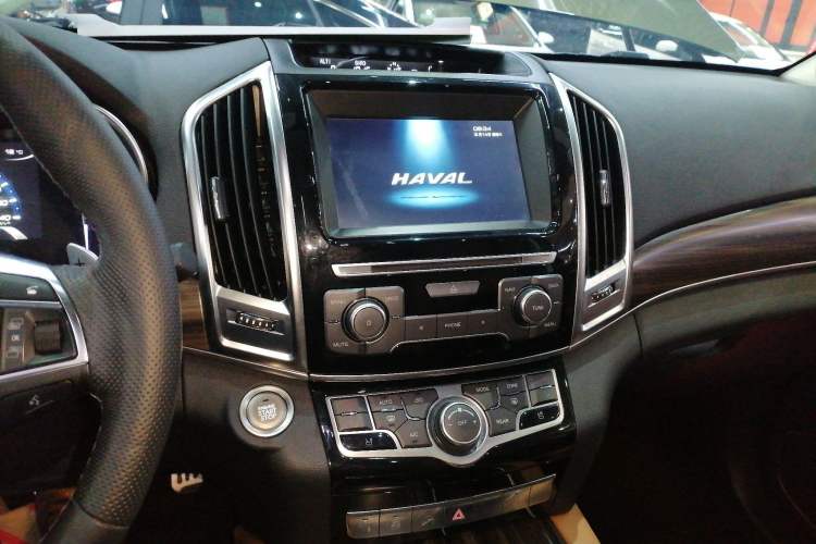 Used Haval H9 2017 2.0T Gasoline 4x4 Premium 5-Seater