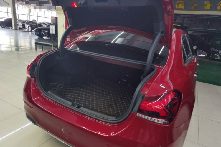 Used Mercedes-Benz A-Class 2021 A 200 L Sport Sedan Fashion Model
