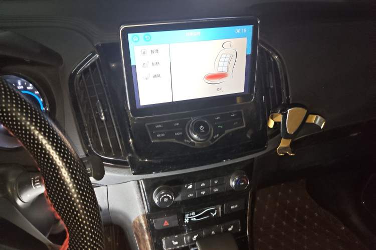 Used Lifan Auto Xuanlang 2017 1.5T Automatic Luxury Model
