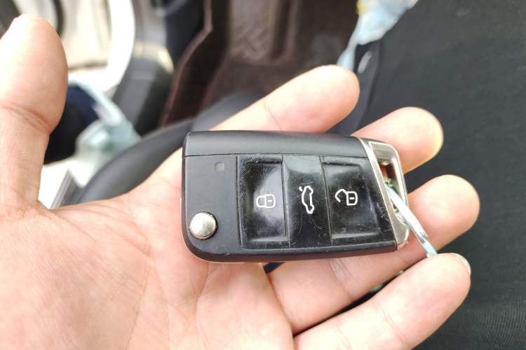 Used Volkswagen Tharu 2021 280TSI Two-Wheel Drive Comfort Edition Vehicle Key