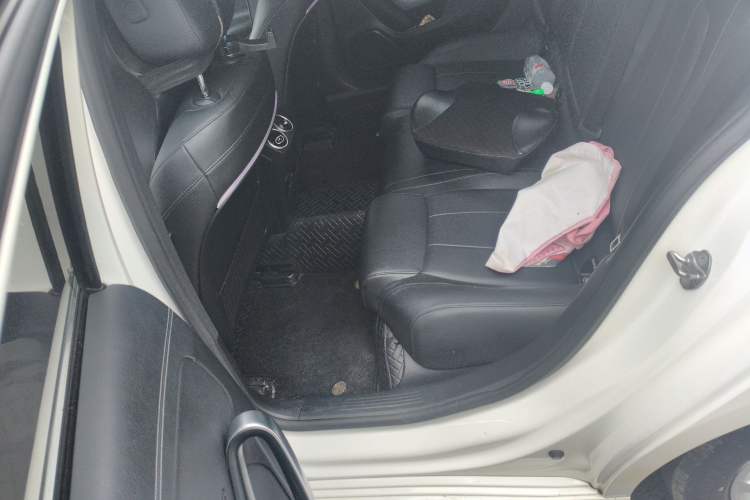 Used Mercedes-Benz A-Class 2020 Restyled A 200 L Sport Sedan Dynamic Version Interior 4