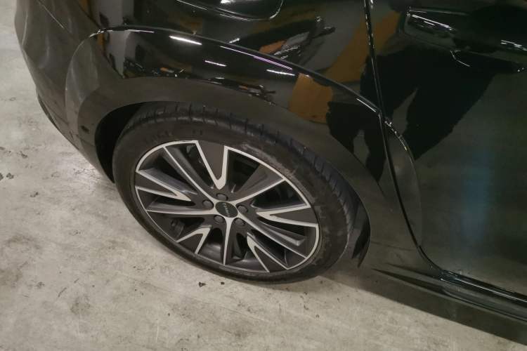 Used Lynk & Co 02 Hatchback 2022 2.0TD Pro Exterior 5