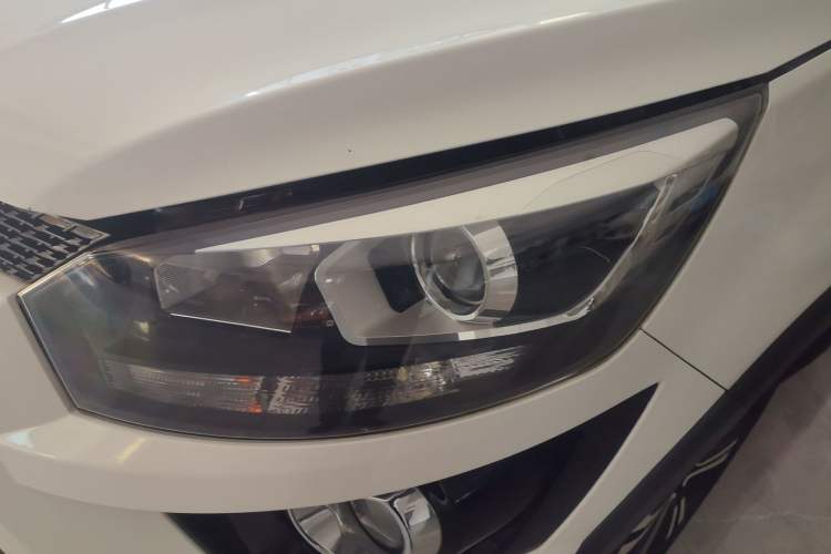 Used BAIC Senova X25 2015 1.5L automatic luxury version
