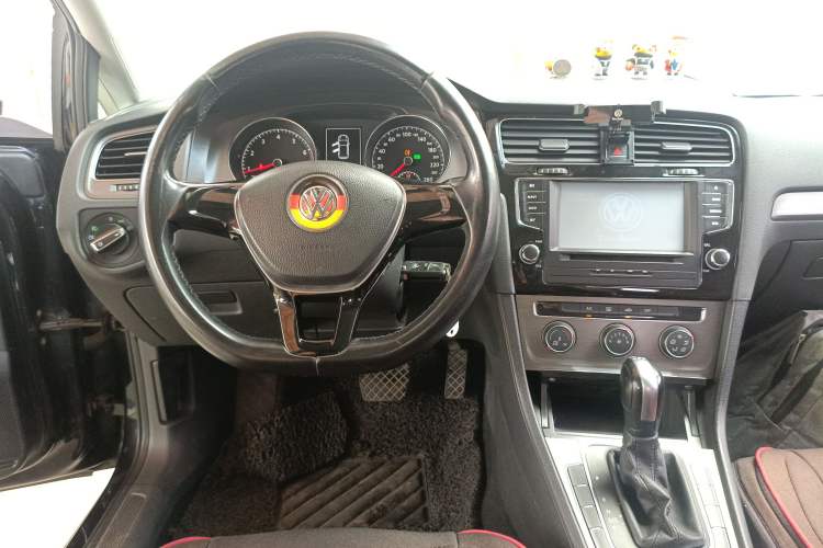 Used Volkswagen Golf 2014 1.4TSI Automatic Comfort Model
