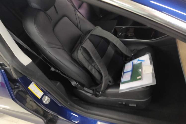 Used Tesla Model 3 2019 Standard Range Rear-Drive Upgraded Version
