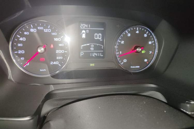 Used Roewe RX5 2019 20T Two-Wheel Drive Automatic 4G Connected Platinum Edition
