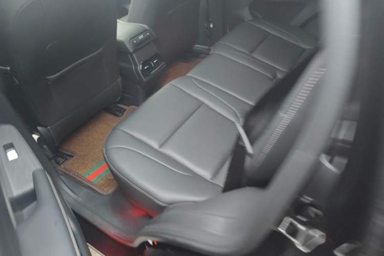 Used Wey VV6 2018 2.0T Two-Wheel-Drive Ultra-Luxury Version China V Standard Left Rear Seat