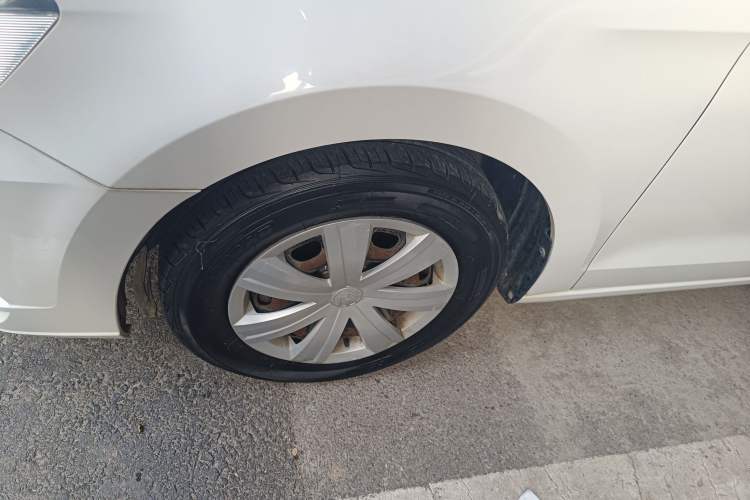 Used Volkswagen Jetta 2017 1.5L Manual Fashion Edition