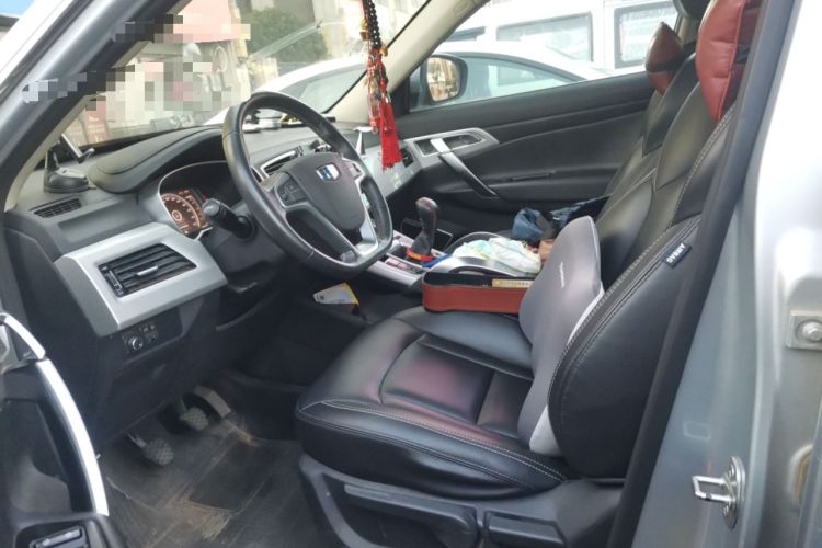 Used Geely Auto Emgrand X7 Sport 2016 2.0L Manual Smart Connect Version
