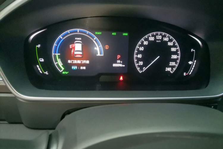 Used Honda Elysion 2022 2.0L eHEV Luxury First Edition
