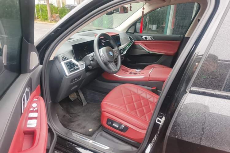 Used BMW X5 2023 xDrive 30Li Luxury M Sport Night Edition Package