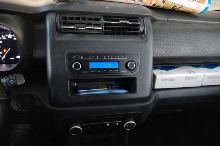 Used CHANGAN OSHAN X70A 2020 1.5L Manual Base Version Audio And AC Panel