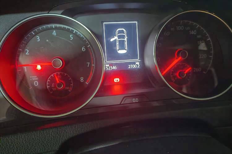 Used Volkswagen Golf 2019 200TSI DSG Comfort Version China VI Standard
