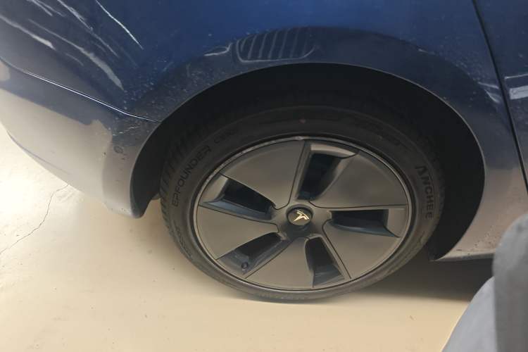 Used Tesla Model 3 2021 Standard Range Rear-Wheel Drive Upgraded Version 3D6 Right Rear Wheel Hub