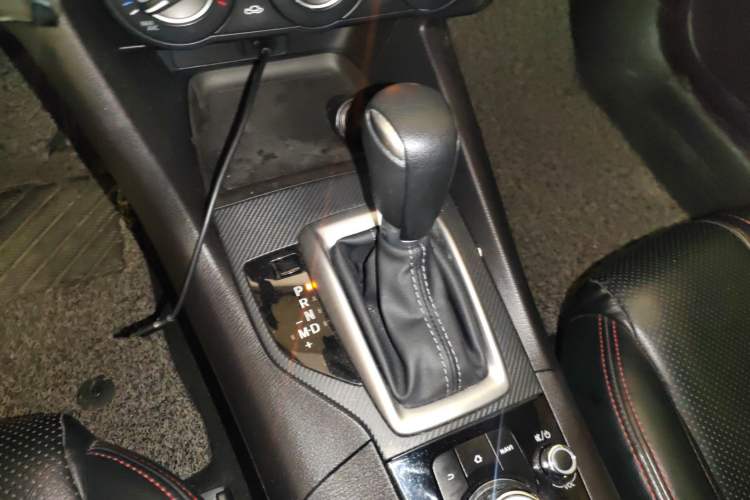 Used Mazda 3 Axela 2017 Sedan 1.5L Automatic Comfort Model Emission Standard China V