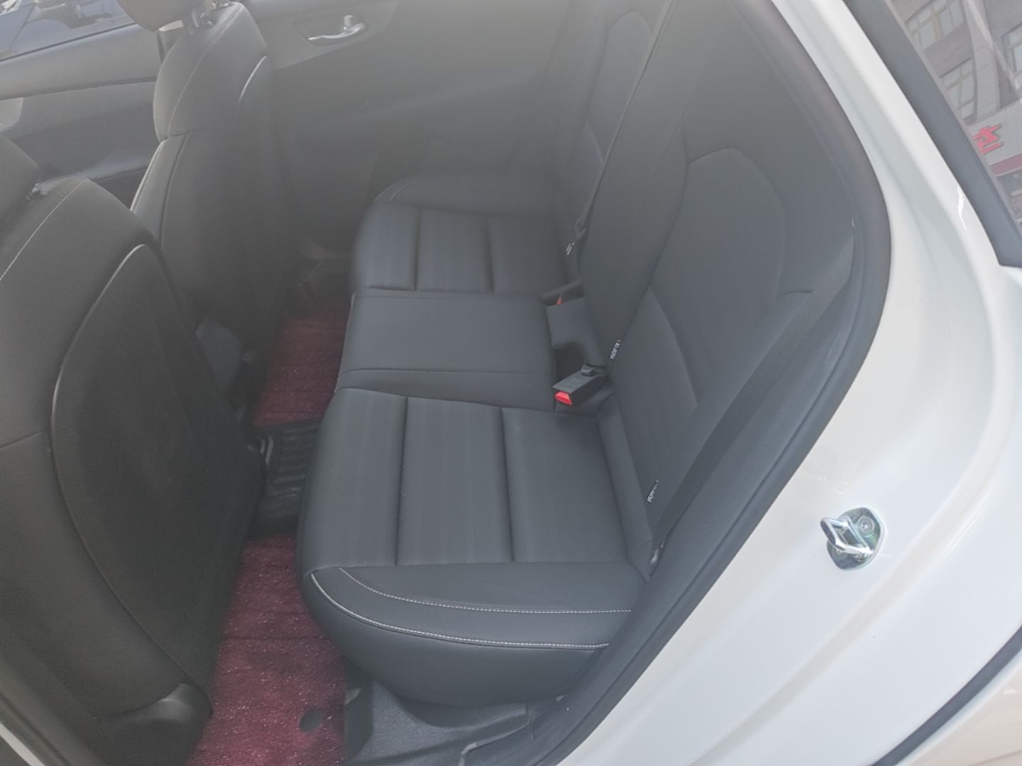 Kia K3 2024 1.5L CVT Comfort Plus Edition — снимка 20