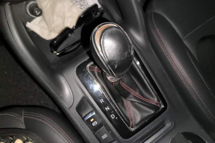 Used CHANGAN CS75 2016 1.8T Automatic Elite Model China V Standard