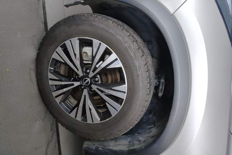 Used Nissan X-Trail 2023 e-POWER Ultra-Hybrid Dual-Motor All-Wheel-Drive Luxury Edition Left Front Wheel Hub