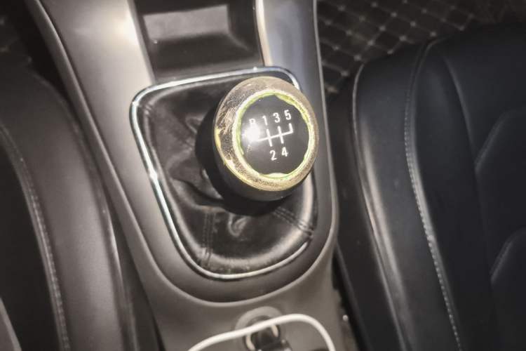 Used Chevrolet Cruze 2015 1.5L Classic SE MT
