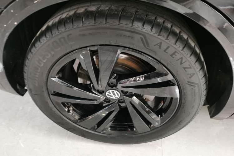 Used Volkswagen Touareg 2022 3.0 TSI Luxury Edition Black Diamond Sport Package