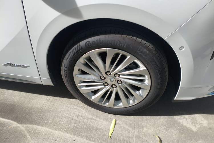 Used Buick Century 2023 2.0T Six-Seater Yinshi Edition