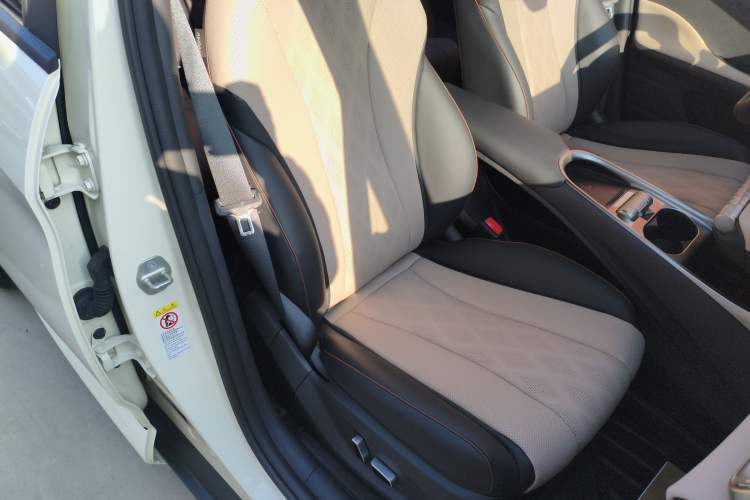 Used BYD Dolphin 2023 420 km Fashion Edition