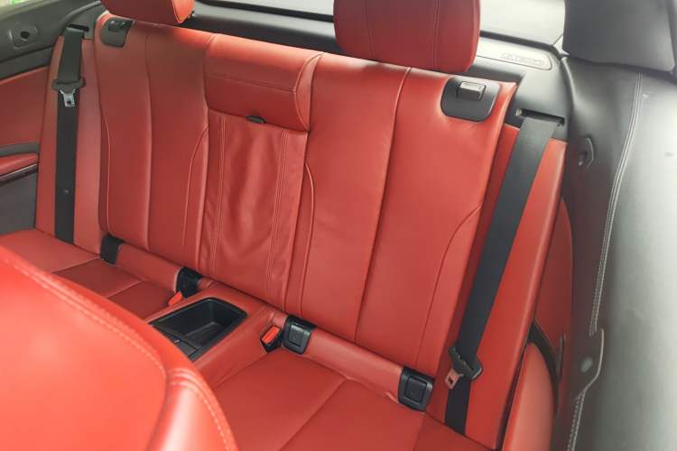 Used BMW M4 2014 M4 Convertible Coupé
