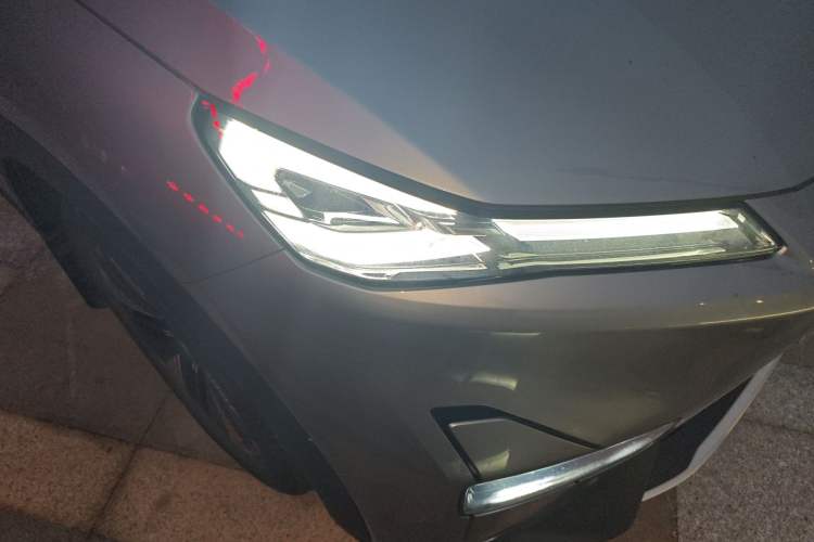 Used Deepal S05 2024 510 Plus Pure Electric Version Right Front Headlight