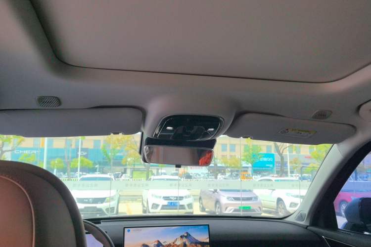 Used Chery Tiggo 8 L 2024 2.0T Two-Wheel Drive Prestige Version 5 Seats