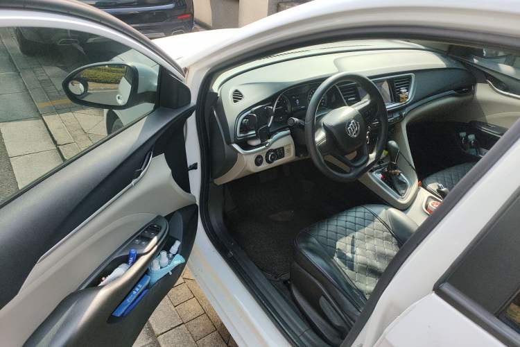 Used Buick GT 2015 15N Automatic Elite Version