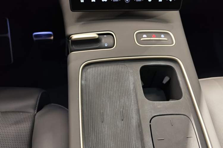 Used Nio ES8 2023 75 kWh
