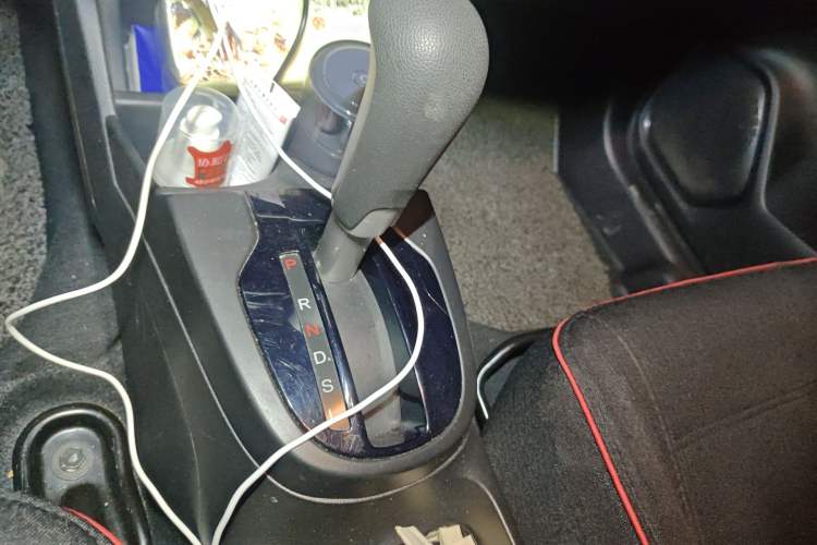 Used Honda Fit 2018 1.5L CVT Comfort Sunroof Version Gear Lever