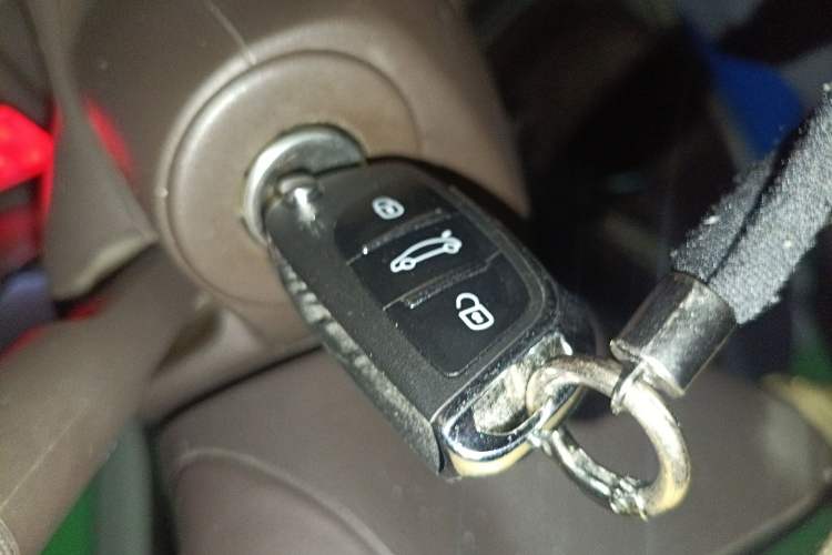 Used Opel Zafira 2013 1.4T Seven-Seater Luxury Model Vehicle Key