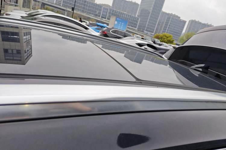 Used Buick Envision 2020 Encore S 652T Two-Wheel Drive Luxury Model