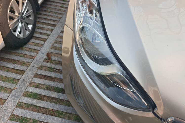 Used Hyundai Elantra (5th Generation / Langdong) 2012 1.6L Automatic Leading Model
