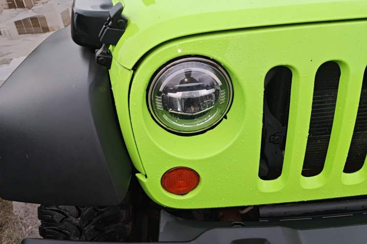 Used Jeep Wrangler 2008 3.8L Sahara two-door model