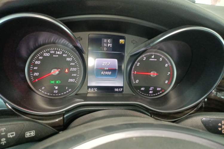 Used Mercedes-Benz V-Class 2017 V 260 Avantgarde Edition