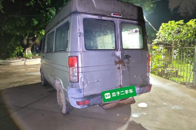 Used Iveco Daily 2014 2.5T-A35 NJ6484ACM47Z4
