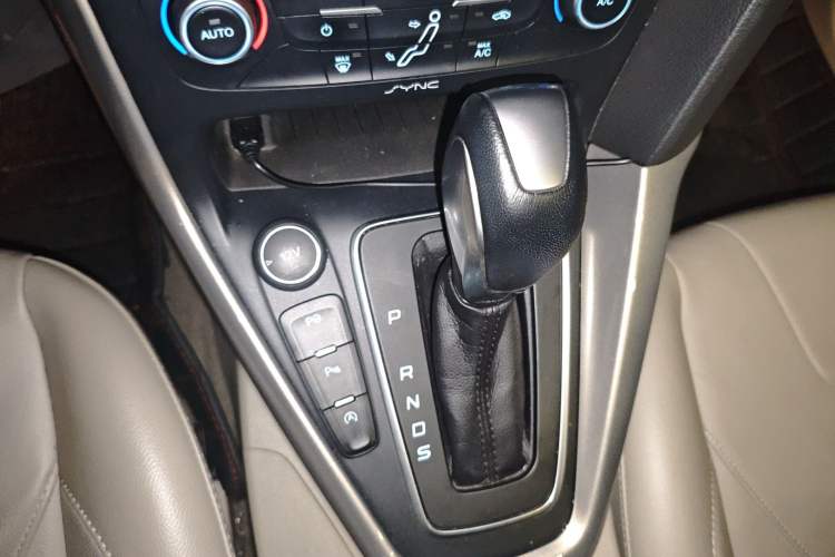 Used Ford Focus 2017 Sedan EcoBoost 180 Automatic Flagship Model
