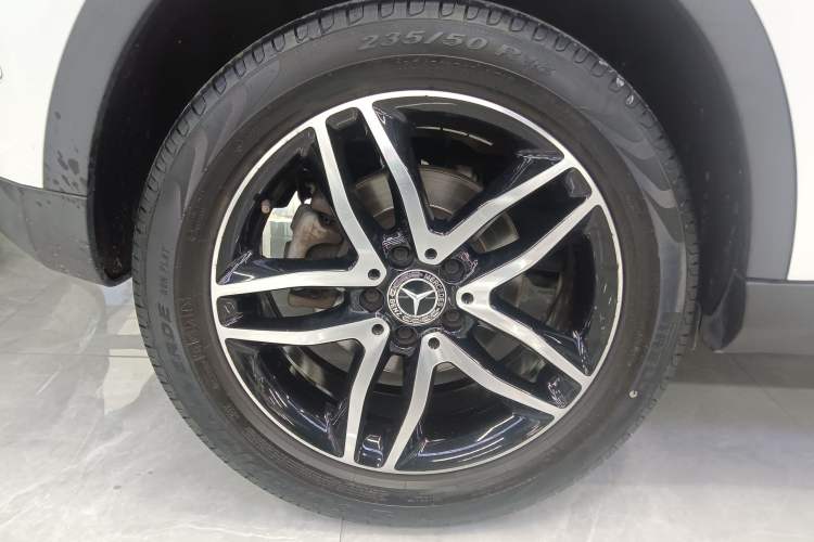 Used Mercedes-Benz GLA 2017 GLA 200 Fashion Model Right Rear Wheel Hub