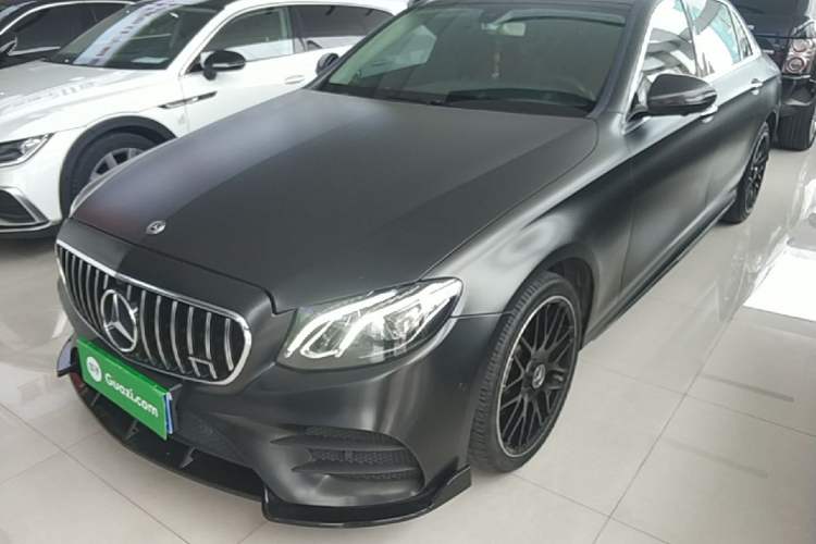 Used Mercedes-Benz E-Class 2019 E 300 L Sporty and Stylish Model